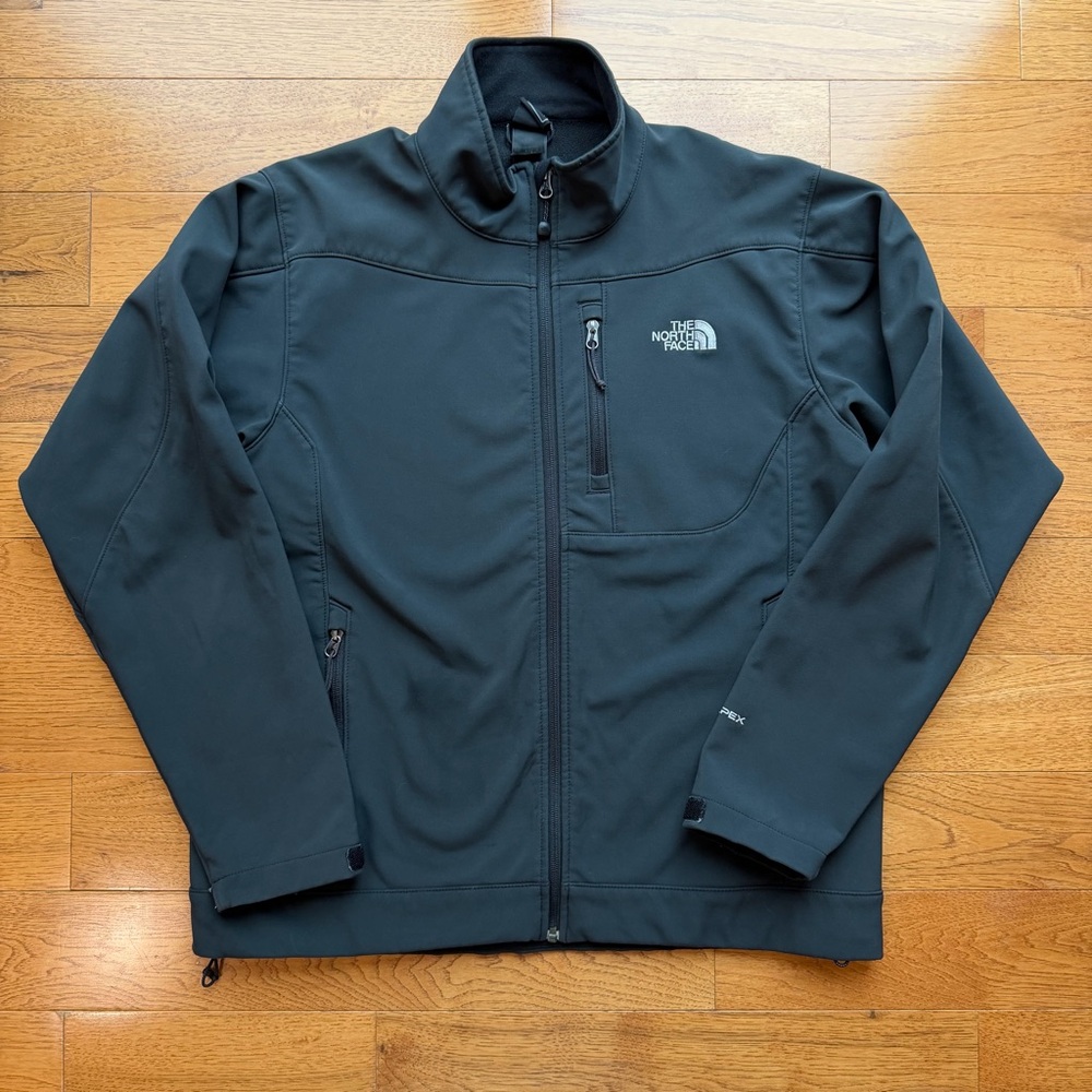 The North Face Apex Men's Black Softshell Zip Jacket